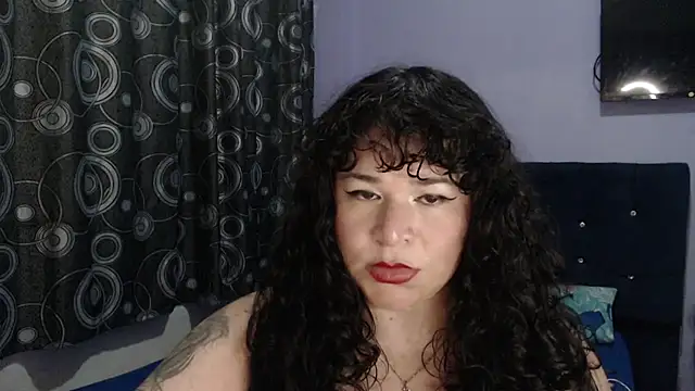 ANGELIQUE_KLANE webcam