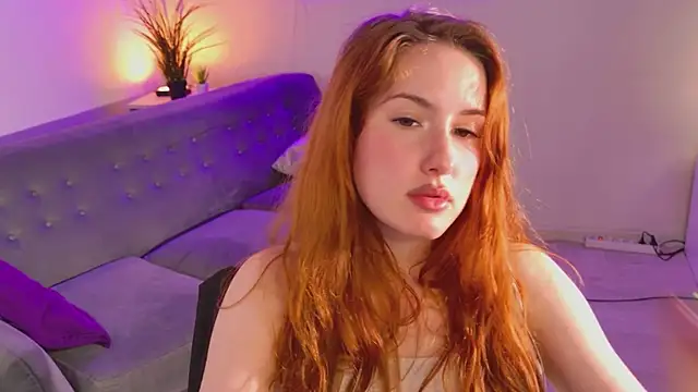 ChloeAster webcam