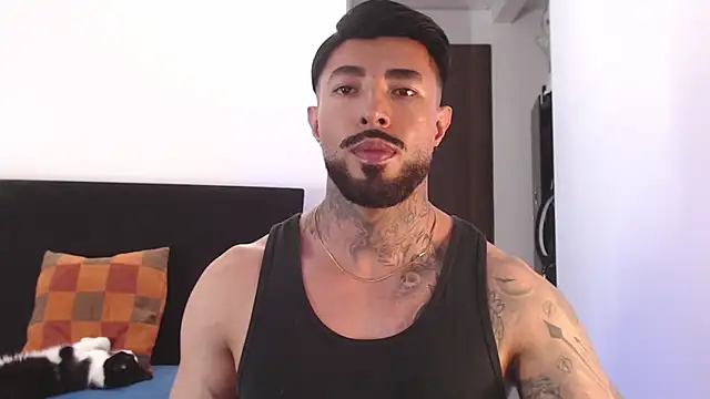 andrea_de_lucaa - Andrea_de_lucaa's free webcam - UK Sex Cams