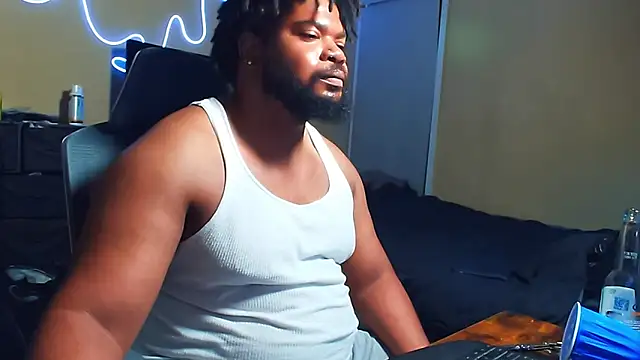 rogue42911 Live Web Cam Show