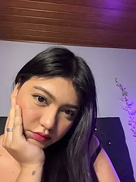 alisson_carolina73 webcam