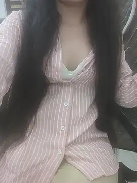 sushmita0 live cam on StripChat