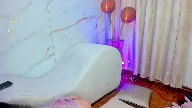 AmazingOrgasm webcam