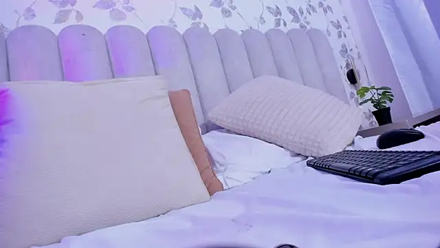 luciagray1 webcam