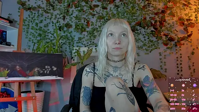tattoo_art_baby webcam