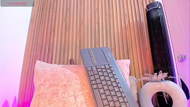 sofhiaa_adaams webcam