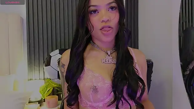 Madiee_Rhea webcam
