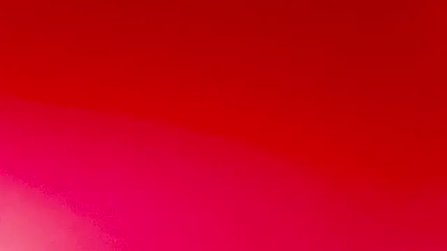 PetiteIvoryQueen19 webcam