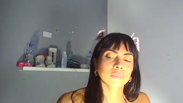 mia_chanel104 webcam