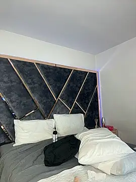FoxySkye webcam