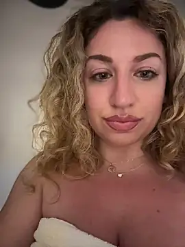 miamellycious webcam