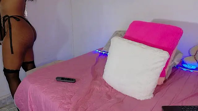 camilita0608 webcam