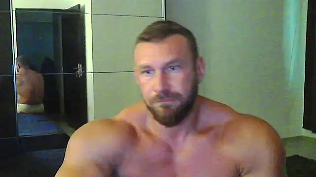 muscularkevin webcam
