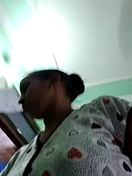 Sexy-Kajal2 webcam