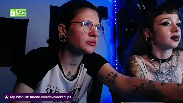 lovelockedlips webcam