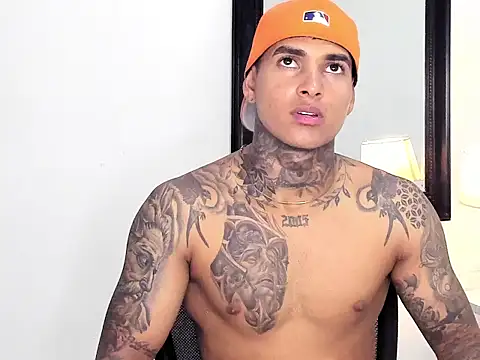 tyler_bell_ webcam