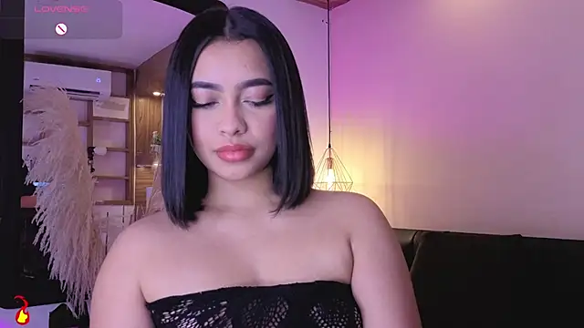 Chloe_monroee webcam