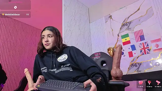 Zyra_tay webcam