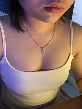 kittty_05's Live Chat Room
