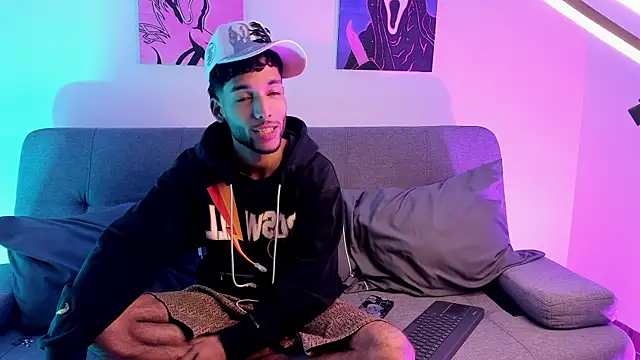 Thiagoferreti Live Web Cam Show