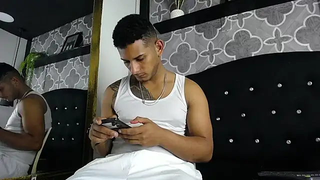 Chris_Dick23 webcam