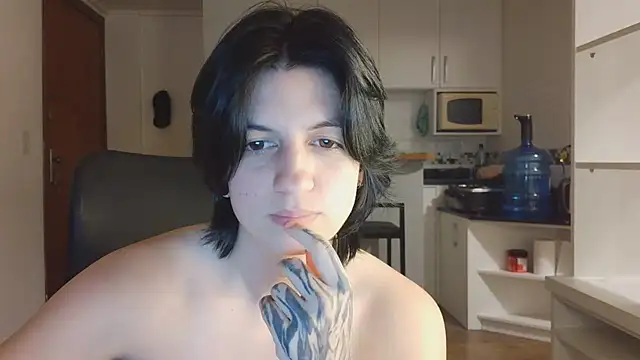 kyslrana Live Web Cam Show