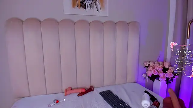 AlyssiaDanger webcam