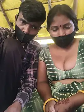 Indiandesicouple155 live sex cam