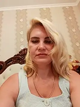 JennyOMay webcam