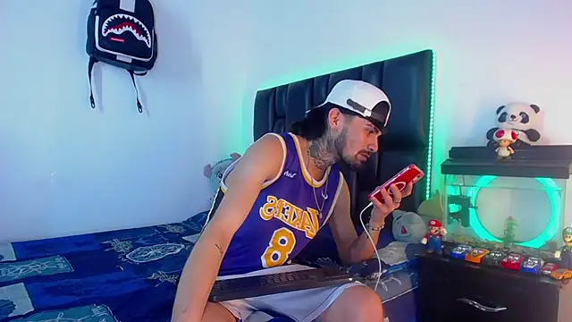 Brutal_Sex_Fucking webcam