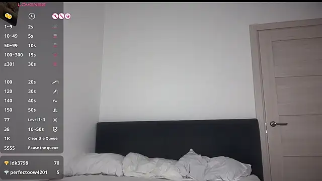 delannaspritzzz webcam