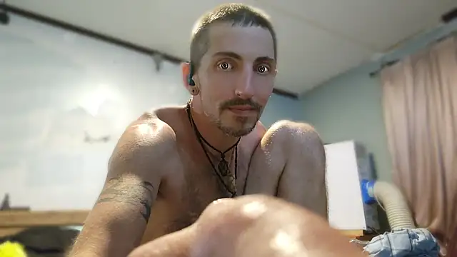 Bi_curious86 webcam