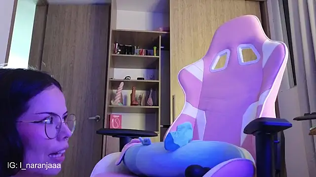 nara_lyn1 webcam