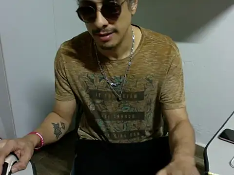 SOLESFETISHBR webcam