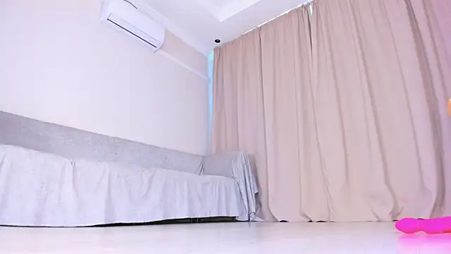 Cherrypie_001 Live Web Cam Show