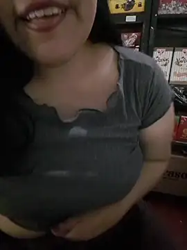 Kalani_Engel webcam