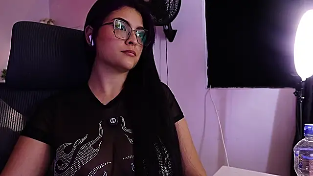 TifanyWhite_ webcam