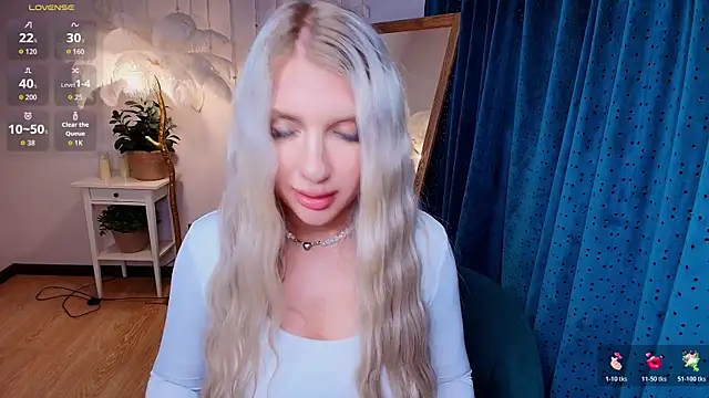 Evacadooo webcam