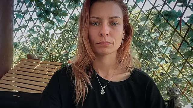 karo123421 live cam on StripChat
