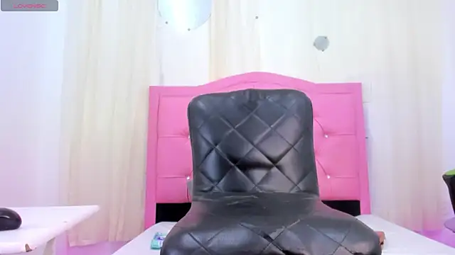Michellcockxxx webcam