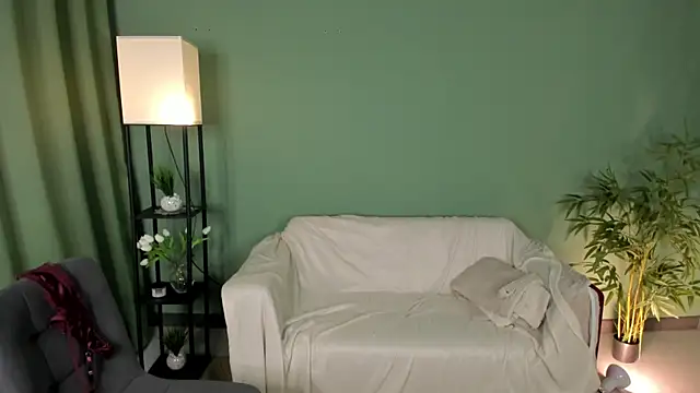 LeticiaRomano webcam