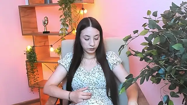 JinnyMenzella webcam