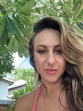 Bella-Grace webcam
