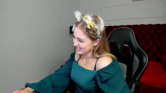 EllaBells webcam