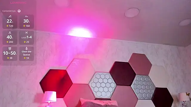 ArielleWilde webcam