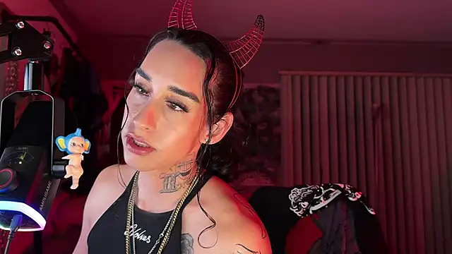 xoFrankie Live Web Cam Show
