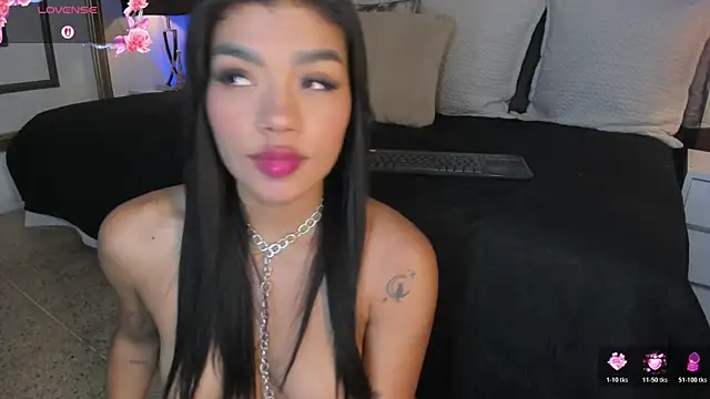 NaylaGrey webcam