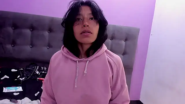 karolinee_66_ webcam