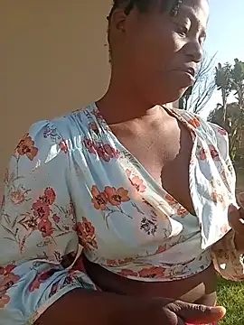 Scarlettxx_22 webcam