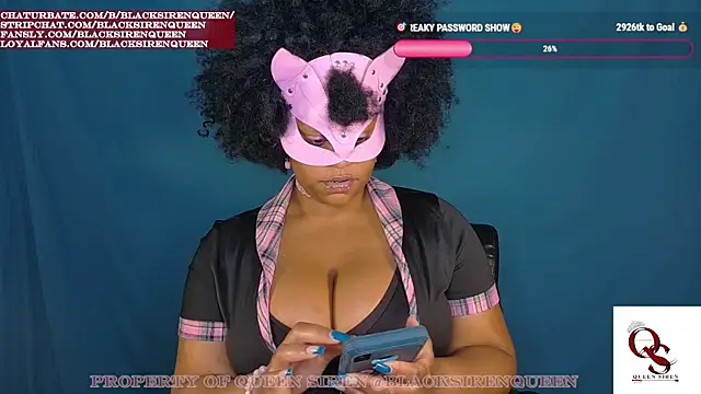 BlackSirenQueen webcam